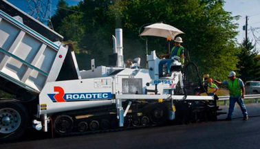 ভালো দাম সড়ক লোডার জন্য Roadtec অ্যাসফল্ট রাবার ট্র্যাক,  রাবার ট্র্যাক এন্টি এজিং অনলাইন